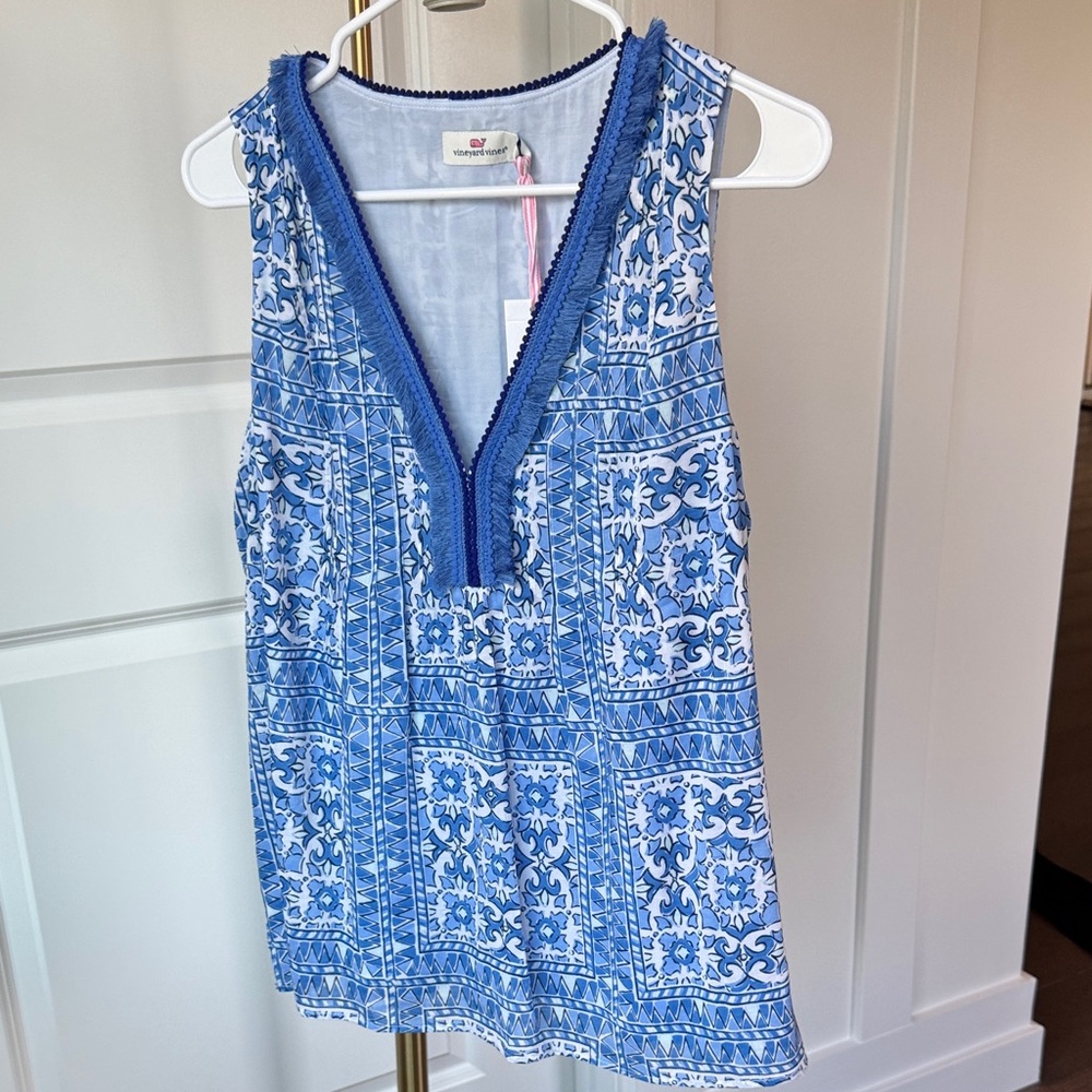 Vineyard Vines Blue Blouse with Navy and Pink Accents